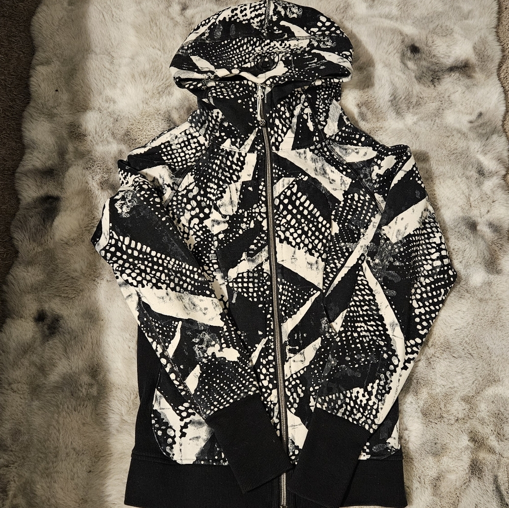 Black and White Patterned Jacket